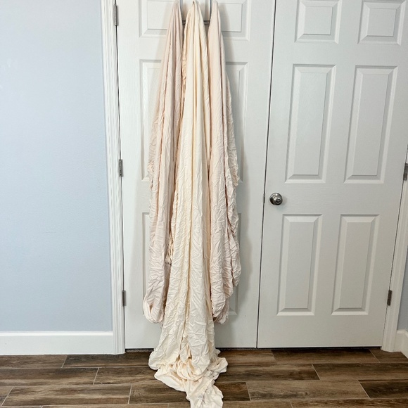 Cariloha Bamboo 3 piece Cream Split King 100% Viscose From Bamboo Sheet Set USED - Picture 2 of 8